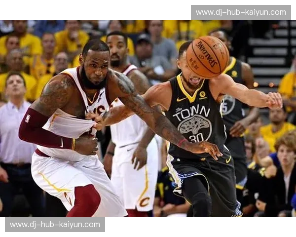 勇士vs骑士视频直播：宿敌再战，谁主沉浮？